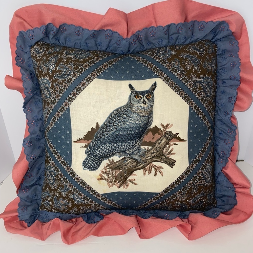Vintage 3D Bird ~ Owl Design throw pillows 15” x 14” Country Decor Mauve & Blue - Picture 5 of 9